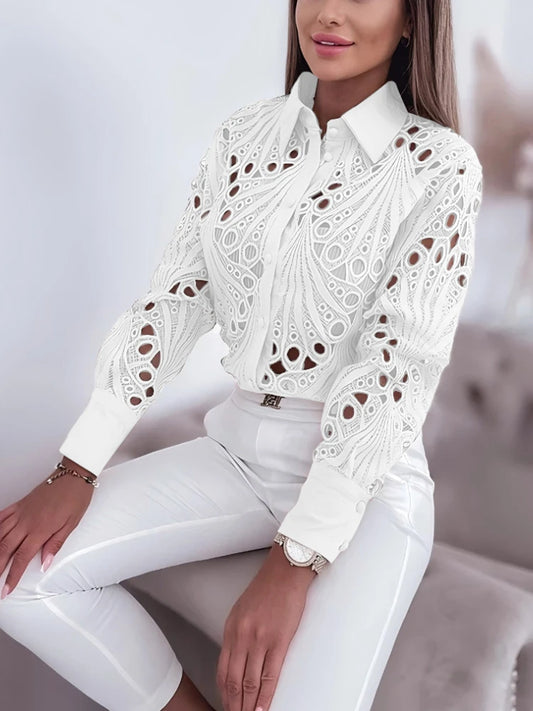 2025 Camicie e camicette da donna Elegante sexy scava fuori Turn Down Neck Camicetta solida Camisas De Mujer Camicia di pizzo bianco da donna