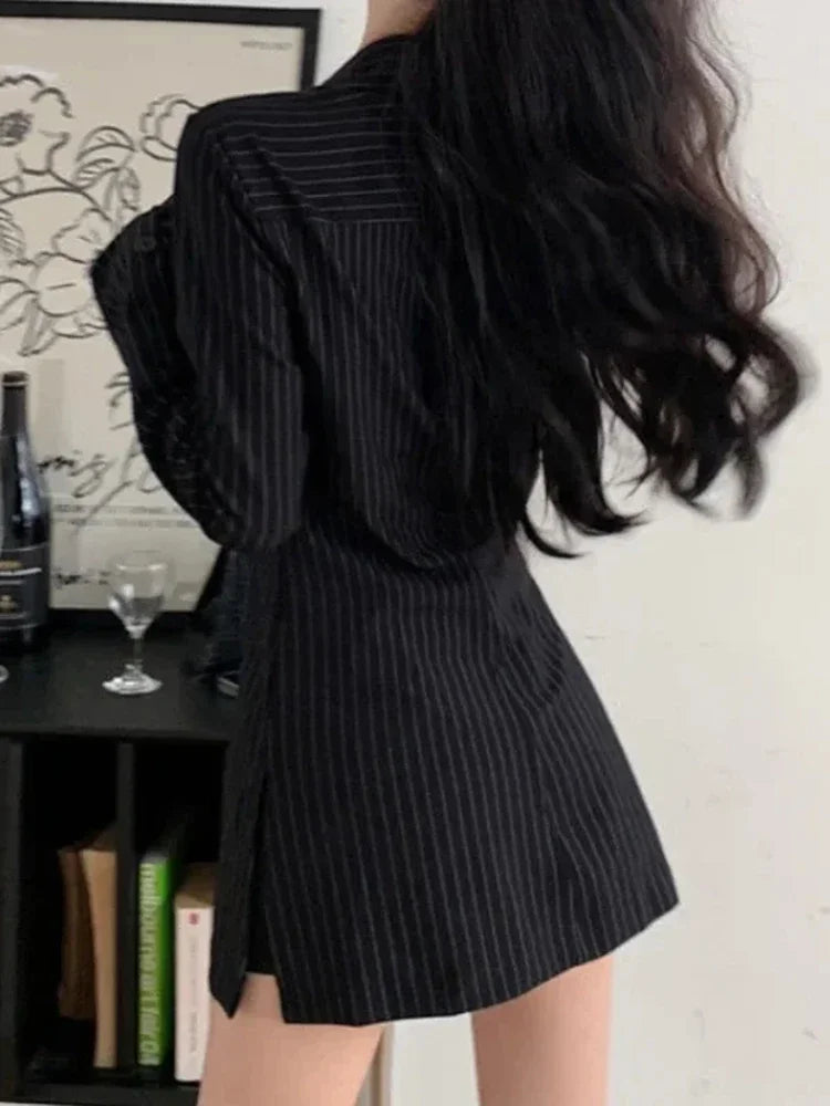 Camicie a righe da donna Camicia a maniche lunghe con colletto rovesciato vintage Primavera Autunno Camicie femminili slim monopetto di nuova moda