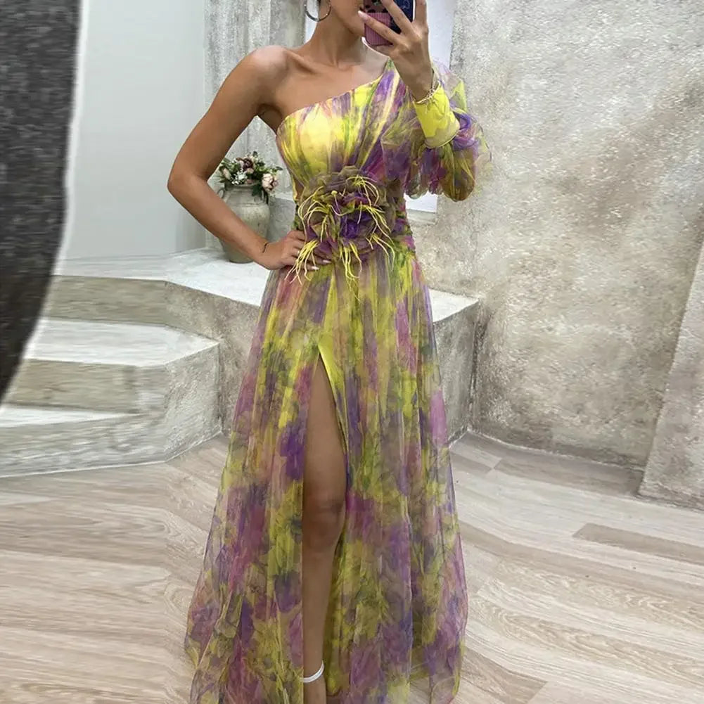 Elegante abito da festa formale Elegante abito da ballo monospalla tie-dye con maniche a palloncino in rete Abito da sera da donna con orlo diviso